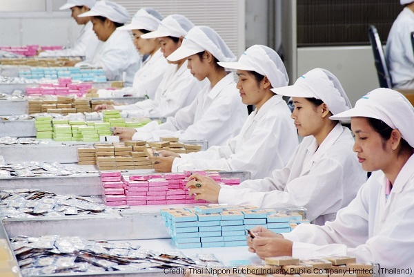 Một ngày thăm quan nhà máy sản xuất bao cao su lớn nhất Thái Lan